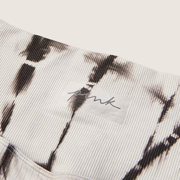 NWT Pink Seamless High Waist 7/8 Workout Tight - Grey Tint Spiral Tie Dye - Picture 5 of 13